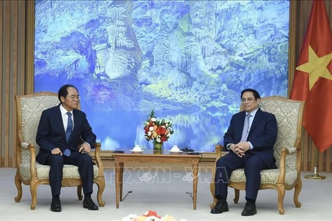 范明政总理会见韩国驻越南大使朴能运