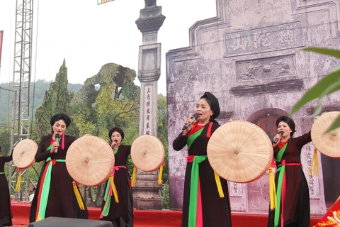 北江省着力保护和弘扬各少数民族的传统文化价值