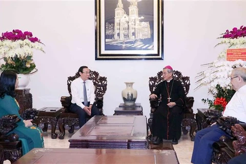 胡志明市领导祝贺约瑟夫·阮能总主教当选2022-2025年任期越南主教理事会主席