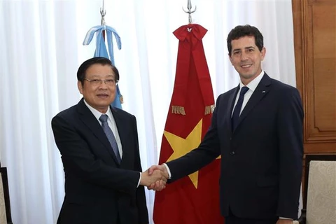 越南共产党高级代表团对阿根廷进行工作访问