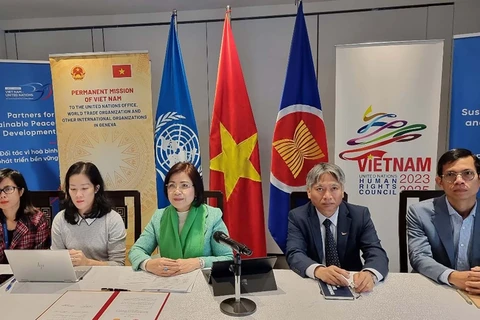 越南驻日内瓦外交使团支持河内外贸大学与世贸组织开展合作