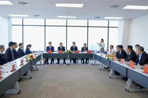 平阳省与日本山口县加强投资合作关系