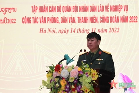 老挝人民军军官业务培训班在871团开班