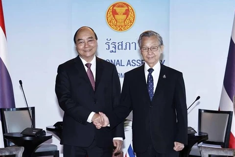 国家主席阮春福会见泰国国会主席川·立派