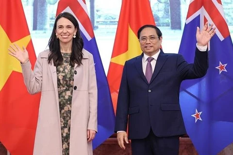 新西兰总理杰辛达·阿德恩圆满结束对越南的正式访问