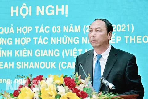 越南坚江省与柬埔寨西哈努克省推进全面发展合作