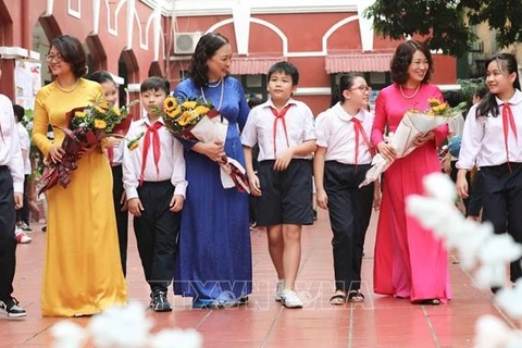 11·20越南教师节：国家主席阮春福向全体教师致公开信