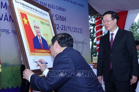 越南政府总理范明政出席已故总理武文杰诞辰100周年纪念活动