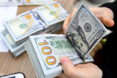 12月5日上午越南国内市场美元和人民币价格均上涨
