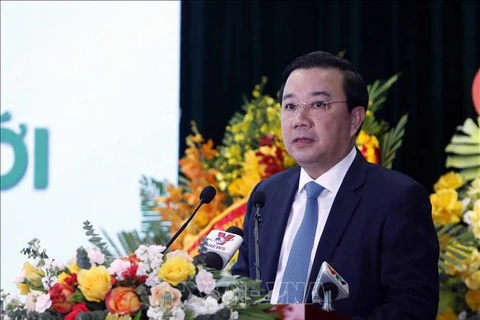越南外交部案：对河内市人民委员会副主席渚春勇提起公诉和拘留