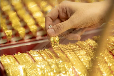 12月28日上午越南国内一两黄金卖出价上涨10万越盾