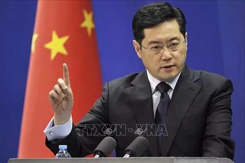 越南外交部长裴青山向中国外交部长秦刚致贺电