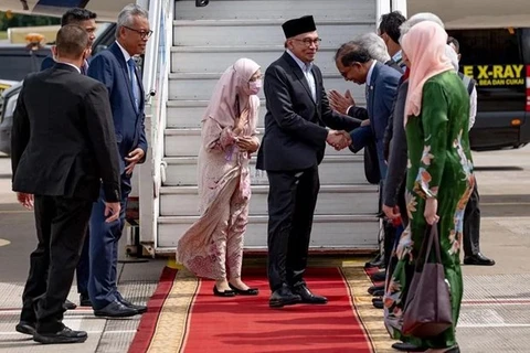 马来西亚总理安瓦尔•易卜拉欣访问印度尼西亚