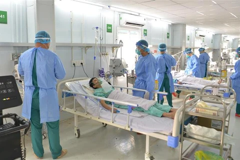 胡志明市进行演习以应对新冠肺炎确诊病例急剧增加