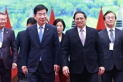 韩国国会议长金振杓圆满结束对越南进行的正式访问之旅