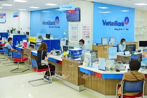 越南各家银行纷纷开展并购和增资计划