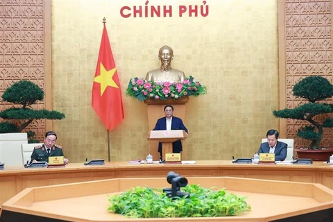 越南政府总理范明政主持召开 2 月政府例行会议