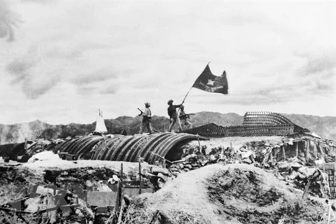 越通社为 越南革命摄影业发展添砖加瓦