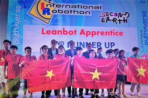 越南队在2023年国际机器人大赛获得17个奖项