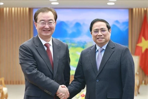 越南政府总理范明政会见中国云南省委书记王宁