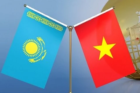 越南政府总理和国会主席向哈萨克斯坦总理和议会下院议长致贺电
