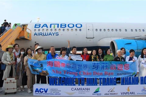 150 名来自中国澳门的游客赴庆和省旅游