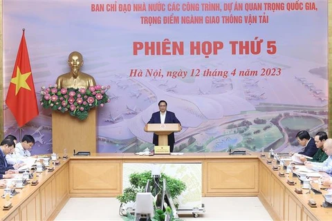 越南政府总理范明政：公共投资激活经济促进发展