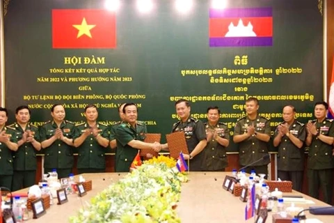 越柬加强边境管理和保卫工作的配合