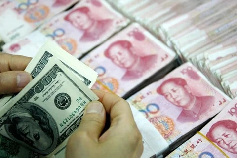 4月26日上午越南国内市场美元价格略增，人民币价格下降