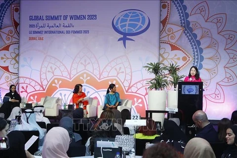 越南国家副主席武氏映春出席2023年全球妇女峰会