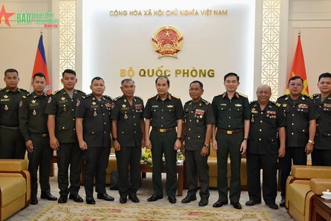 越南重视巩固与柬埔寨的关系