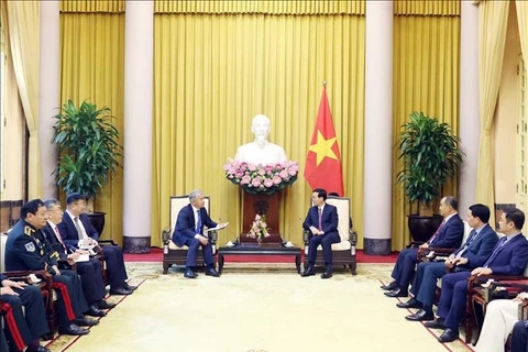 越南国家主席武文赏会见蒙古国家安全委员会秘书扎丹巴·恩赫巴亚尔