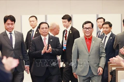 越南政府总理范明政出席河内市至日本广岛市直达航线公布仪式
