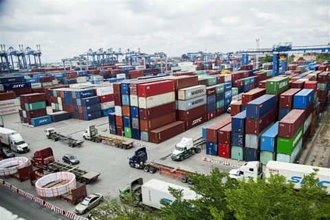 越南海港集装箱吞吐量在7年内翻了一番