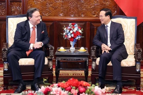 越南国家主席武文赏会见美国驻越大使马克 ·纳珀
