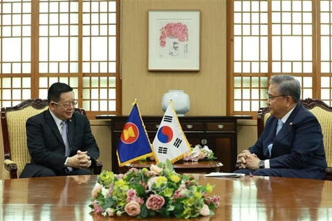 韩国建议与东盟建立全面伙伴关系