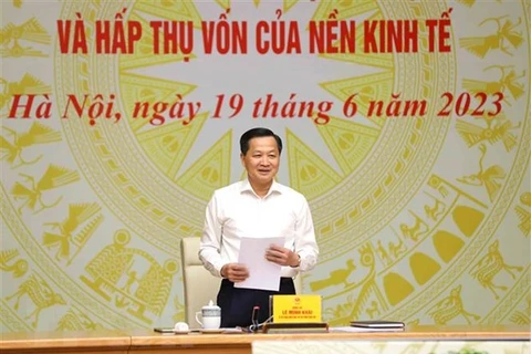 越南政府副总理黎明慨：降贷款利率 助企业复苏