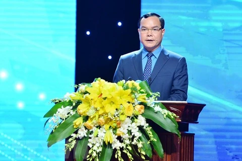 越南劳动总联合会第十二届执行委员会在河内召开第十四次会议