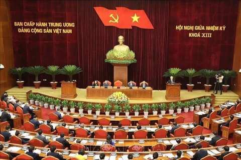 越共中央政治局出台干部工作权力控制和消极腐败现象预防打击新规