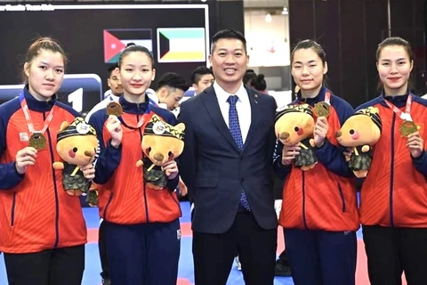 2023亚洲空手道锦标赛：越南队夺得女子团体组手决赛金牌
