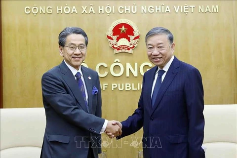 越南与日本加强合作提高执法能力