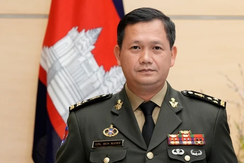 柬埔寨国王诺罗敦·西哈莫尼签署皇家法令任命洪玛奈为柬埔寨王国新任首相 