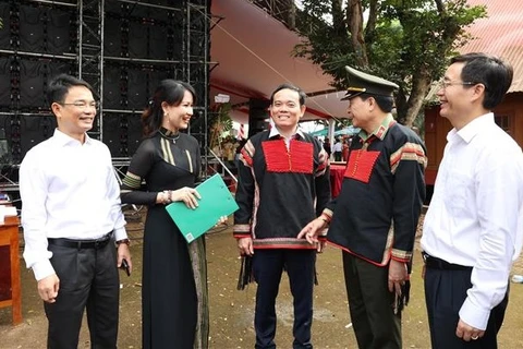 越南政府副总理陈流光出席得乐省全民保卫祖国安全日活动