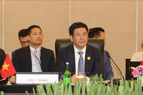 越南出席第15次柬老缅越经济部长会议