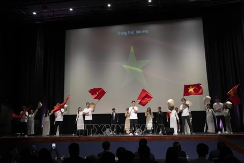 越南与澳大利亚建交50周年：向国际友人推介越南形象