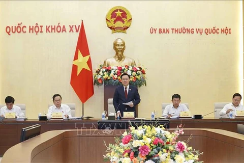 越南国会主席王廷惠就第九届全球年轻议员大会的筹备工作召开会议