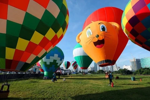 胡志明市举办热气球文化节