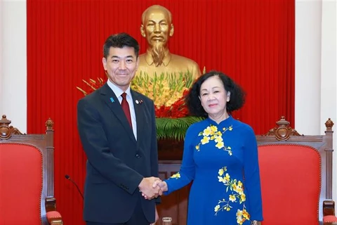 越南与日本加强全面合作关系