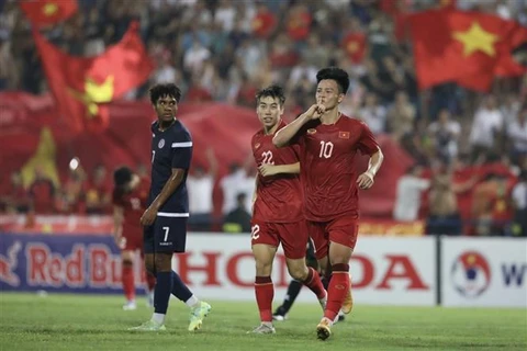 U23亚洲杯预选赛：越南U23队狂胜关岛U23队 暂居C组榜首