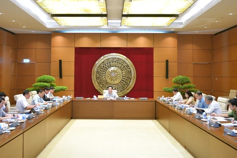 国会主席王廷惠与第九届全球青年议员大会组委会举行工作会议